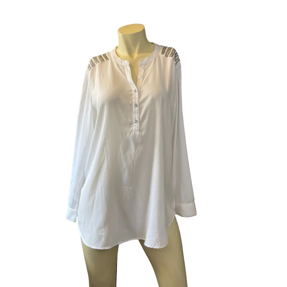 Chico’s Studded Antique White Blouse Size 2 = L / 12 - Picture 11 of 12